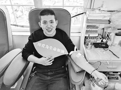 <br>          22岁的宋戈，参加第五次献血<br><br>        