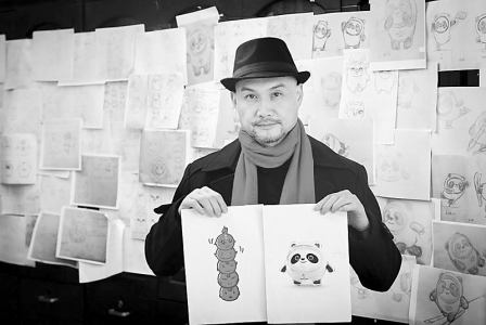 <br>              北京冬奥会吉祥物设计总执行刘平云讲述从最初冰糖葫芦造型到最终设计出“冰墩墩”的故事。新华社记者 刘大伟 摄<br><br>        