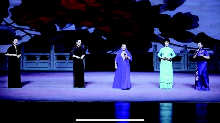           戏曲名家登台献艺 图片由山西省文化和旅游厅提供        