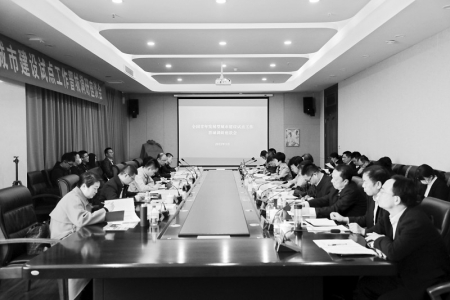 <br>          团中央调研组在晋城调研青年发展型城市建设试点工作并召开座谈会<br><br>        