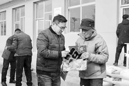           深入基层，让党务工作更“接地气”。 图片由受访者提供        