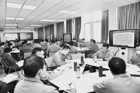           赋能训练营为企业提供了强大的青年人才支撑 图片由太钢集团团委提供        
