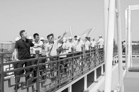           　　　　广大青年学生在实践活动中赓续红色血脉，践行责任担当。本版图片均由山西青年职业学院团委提供        