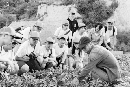           全省60余所高校的6万余名学生在实践中受教育、长才干、作贡献。 本版图片均由共青团山西省委提供        