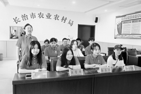           知行合一，技术助农        
