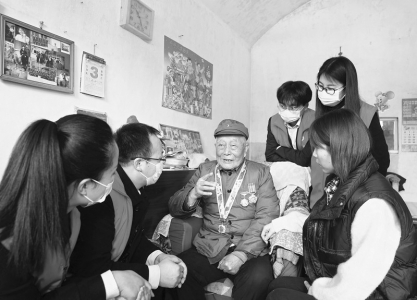          志愿服务路上传递青春正能量        