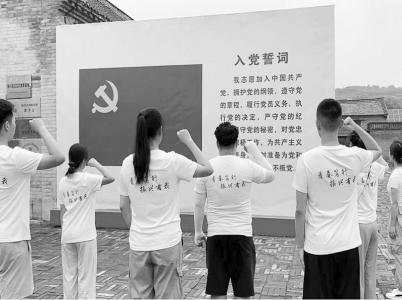           广大青年学子通过暑期“三下乡”社会实践活动施展才干、提升能力。本版图片均由太原理工大学提供        