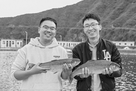           “冰海之皇”山西安家 图片由沁水农商银行提供        