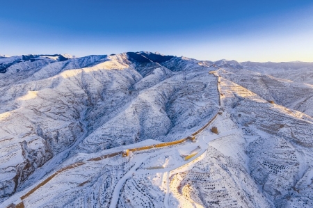           山西镇所辖广武长城之雪景        