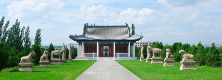           栗毓美墓        