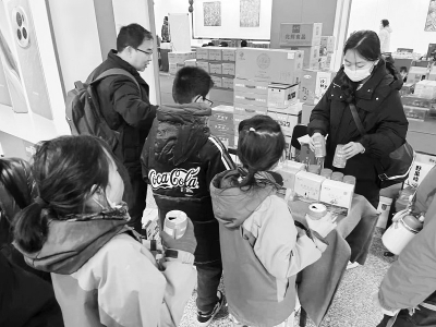           图片由太原中铁轨道公司提供        