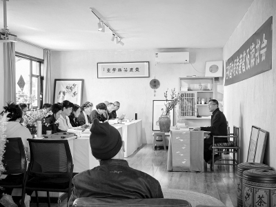           科普讲座提高人们健康认知 图片由主办方提供        