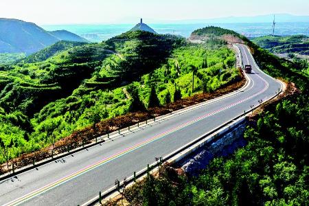           黄河一号旅游公路夏县段 本版图片均为资料图片        