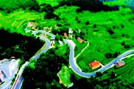           太行一号旅游公路陵川段        