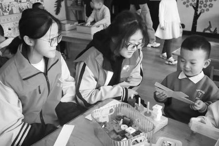           志愿服务活动传递温暖和关爱 图片由共青团平遥县委提供        