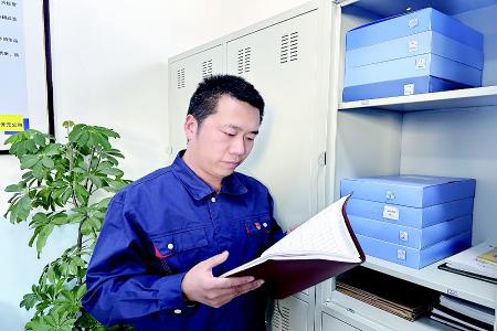           热忱公益，积极奉献。 本报记者 孟存田 摄        