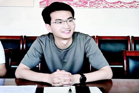           以实际行动践行使命担当        