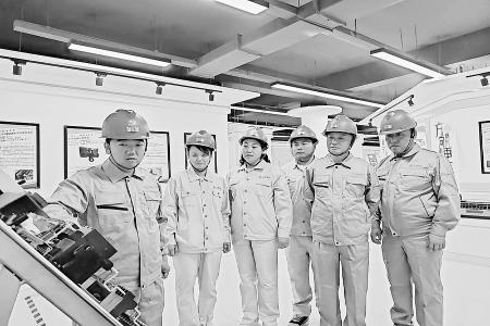           用“创新之火”点燃智能化矿井建设的新引擎 图片由通讯员段长江提供        