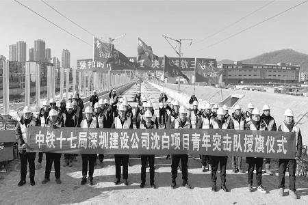           青年突击队队员以热血为熔炉，将挑战锻造成勋章。 图片由团省委青年发展部提供        