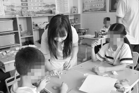           美育互动架起感知美、创造美的桥梁。 本组图片均由山西传媒学院山西电影学院提供        