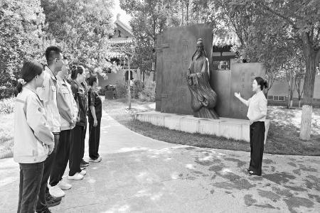           图片由中铁十七局物资公司团委提供        