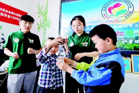           天津工业大学学生物理科学与技术学院王兆坤摄        