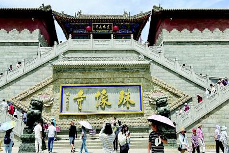           五台山 本报记者 任小芳 摄        
