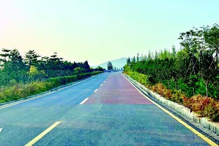           太行一号旅游公路 本组摄影 本报记者 任小芳        