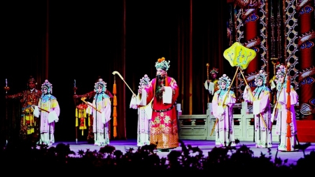           盛世梨园——2023新春三晋戏曲演唱会启幕 图片由山西省文化和旅游厅提供        