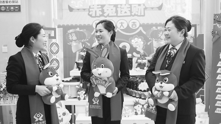           各县级机构认真组织、扎实开展营销活动　本版图片均由山西省联社提供        