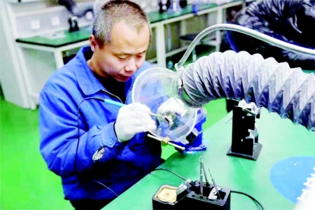           吴旭表示，会继续踏实钻研技术，练就炉火纯青的技术。 图片由受访者提供        