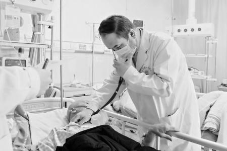           和源学有所成后回到家乡服务 图片由受访者提供        