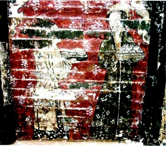           厨娘端着出锅的包子 本版图片均为资料图片        