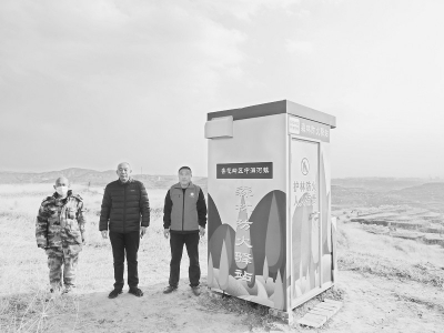           本报记者 康乐 摄        