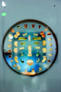           更多精彩图片扫描二维码        