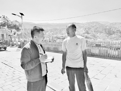           做有情怀的记者        