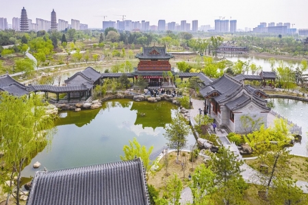           山西省青年书法家协会提名展开幕        