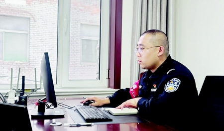           用自己的实际行动，温暖服务群众的“最后一公里”。 图片由受访者提供        