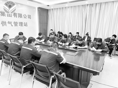           系列活动进一步释放青年文明号品牌活力 图片由尖草坪供气管理站提供        