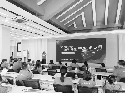           孩子们在学习中增强自我保护意识 图片由太原市杏花岭区融媒体中心提供        