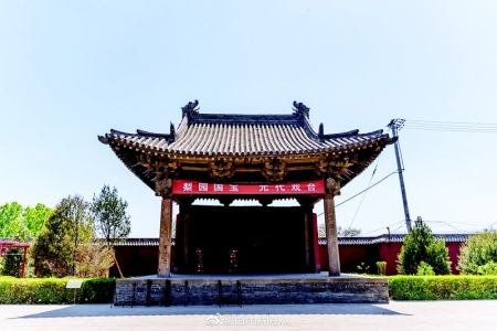           元代戏台 本版图片均为资料图片        