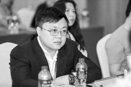           秦洋让青春之花在家乡的热土上绽放 图片由受访者提供        