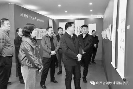           廉洁文化作品展成为职工廉洁教育打卡地 图片由省测绘地理信息院提供        