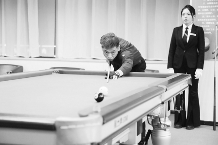           选手激烈角逐 通讯员 王学冕 摄        