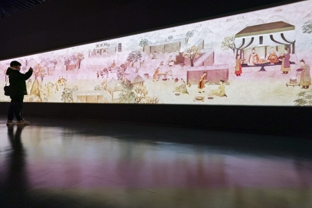           开启别样文博研学之旅 本报记者 胡远嘉 摄        