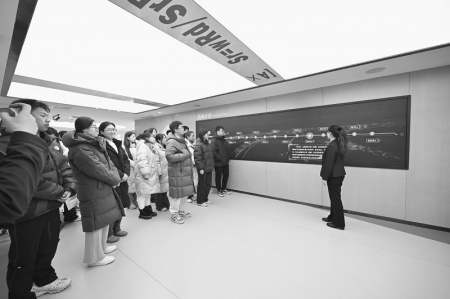           活动进一步强化了与青年学子的紧密联系 图片由山西建工集团团委提供        