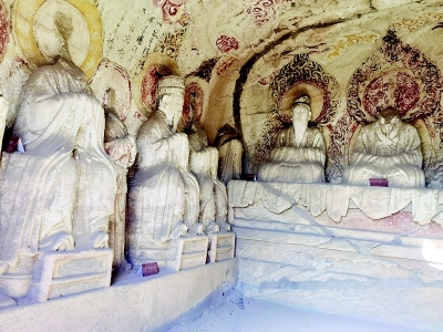           太原龙山石窟 本报记者 李芸红 摄        