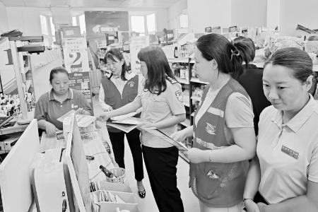           防诈宣传不停歇 图片由太原市万柏林区融媒体中心提供        