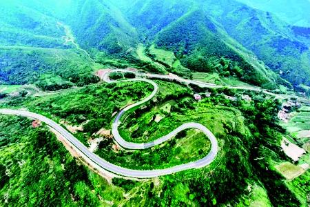           太行一号旅游公路武乡段 本组图片均为资料图片        