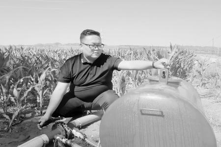 走进田间地头,破解专业难题。